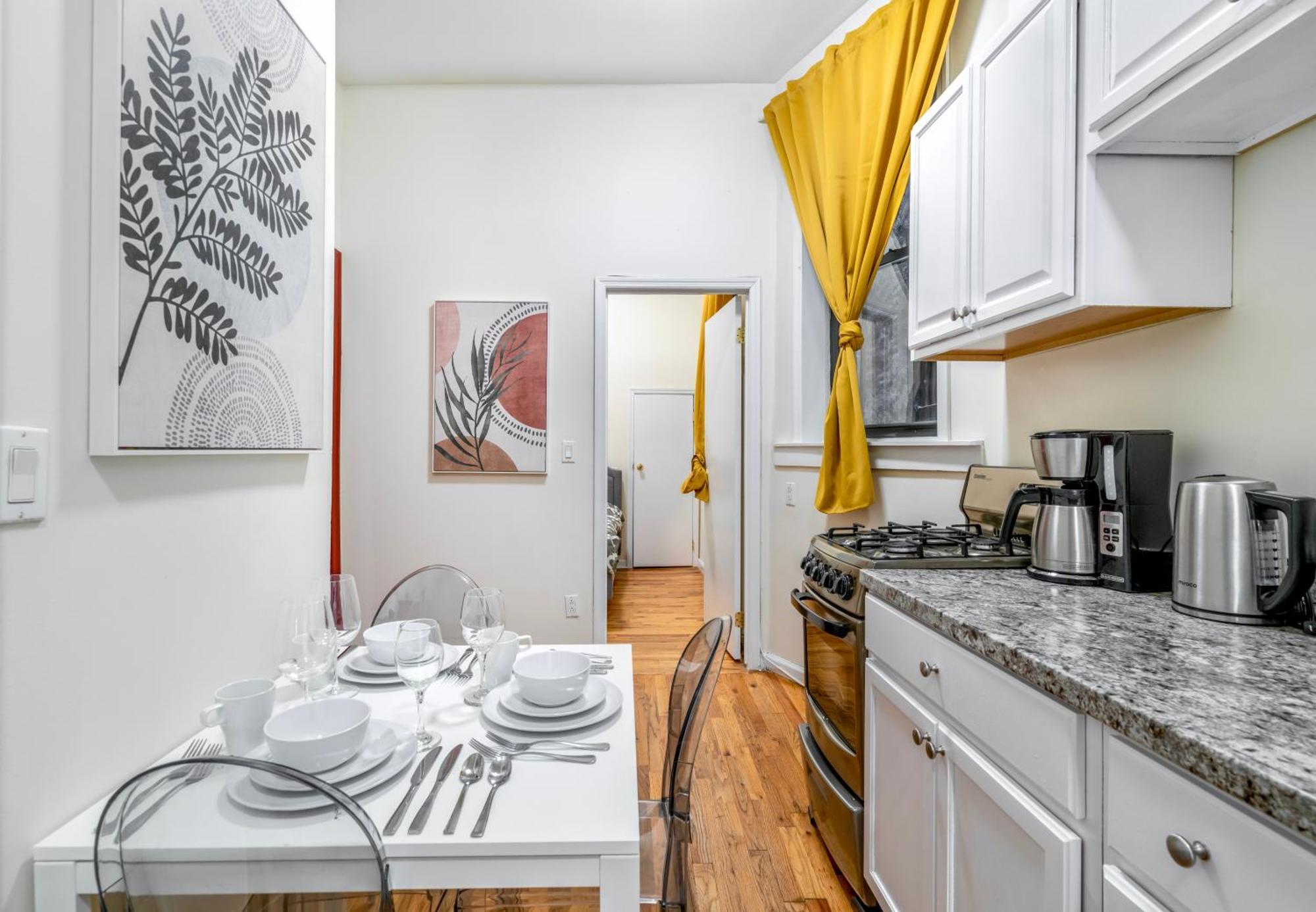2 Bedroom Hidden Upscale Oasis Nowy Jork Zewnętrze zdjęcie